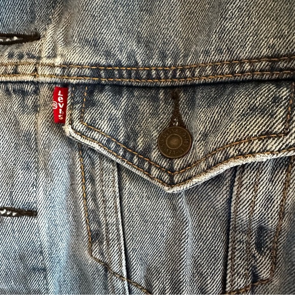 Levi’s trucker jacket - Picture 6 of 10
